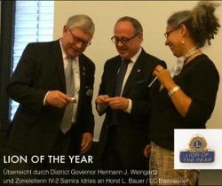 Überreichung des 'Pin Lions of the Year'